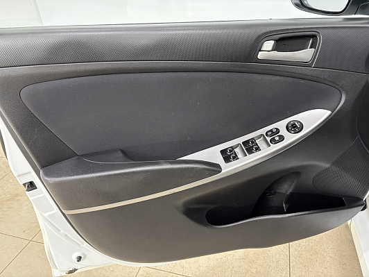 Hyundai Solaris Comfort, 2015 года, пробег 144818 км