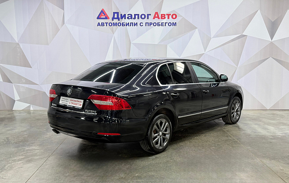 Skoda Superb Ambition, 2014 года, пробег 262601 км