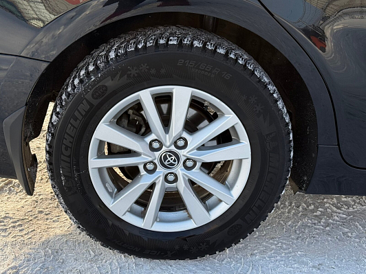 Toyota Camry Элеганс Safety, 2019 года, пробег 148500 км