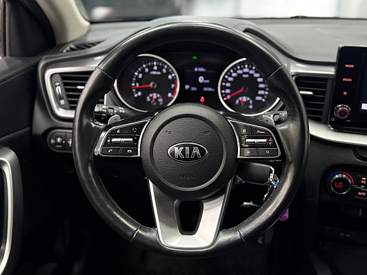 Kia Ceed Luxe, 2020 года, пробег 83000 км