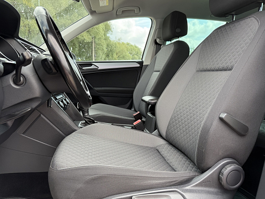 Volkswagen Tiguan Highline, 2018 года, пробег 130094 км