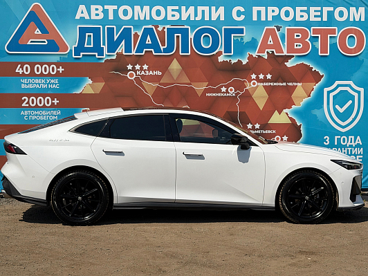 Changan UNI-V Люкс, 2023 года, пробег 39396 км