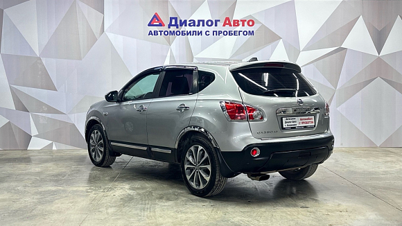 Nissan Qashqai LE, 2008 года, пробег 214000 км