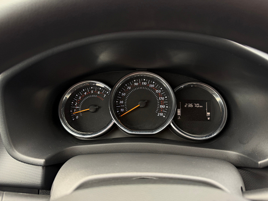 Renault Sandero Stepway Life, 2020 года, пробег 23600 км