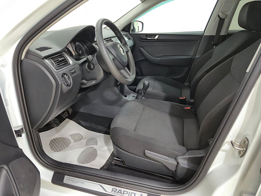 Skoda Rapid Hockey Edition Active, 2019 года, пробег 77842 км