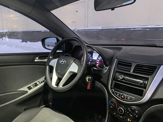 Hyundai Solaris, 2012 года, пробег 172194 км