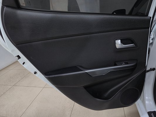 Kia Rio Comfort Аудио, 2015 года, пробег 159300 км