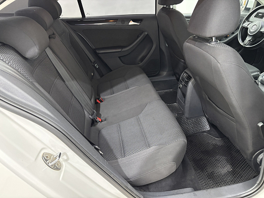 Volkswagen Jetta Comfortline, 2014 года, пробег 118097 км
