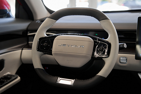 Jetour Dashing Comfort, красный