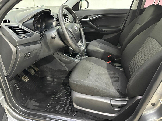 Lada (ВАЗ) Vesta 50 Anniversary, 2019 года, пробег 57589 км