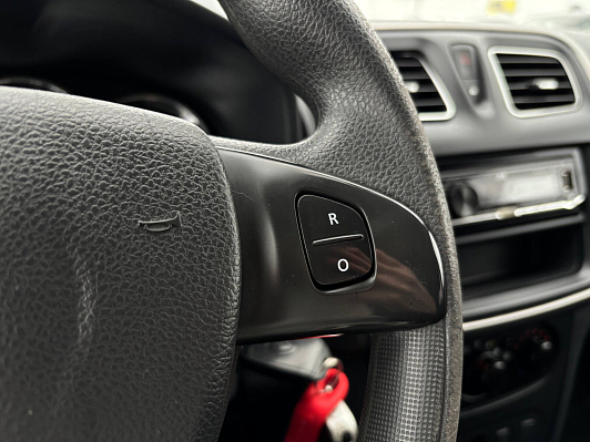 Renault Sandero Confort, 2016 года, пробег 94018 км