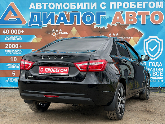 Lada (ВАЗ) Vesta Luxe, 2022 года, пробег 27400 км
