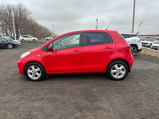 Toyota Yaris Сол, 2008 года, пробег 127615 км