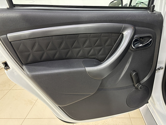 Renault Duster Adventure, 2017 года, пробег 70050 км