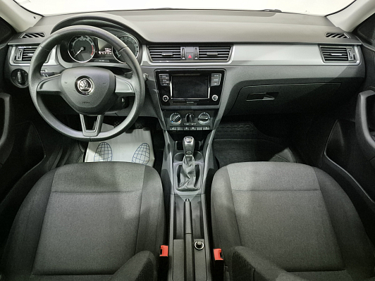 Skoda Rapid Active, 2019 года, пробег 75946 км