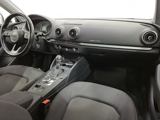 Audi A3, 2020 года, пробег 180918 км