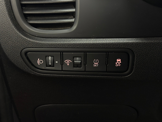 Kia Rio, 2019 года, пробег 91000 км