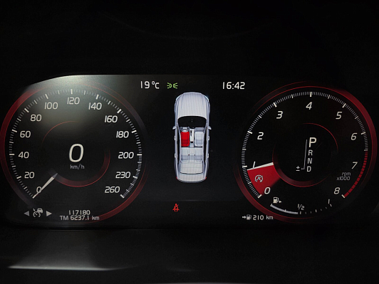 Volvo S90 Inscription, 2018 года, пробег 116905 км