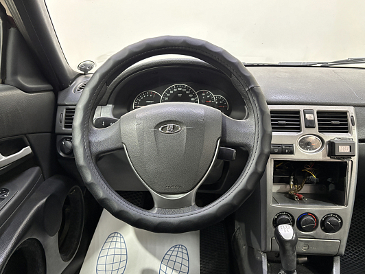 Lada (ВАЗ) Priora Люкс, 2012 года, пробег 175800 км