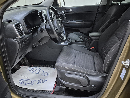 Kia Sportage, 2018 года, пробег 130955 км