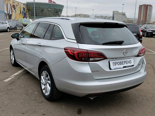 Opel Astra, 2017 года, пробег 168000 км