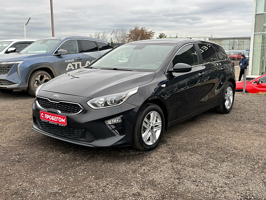 Kia Ceed Prestige, 2018 года, пробег 180268 км