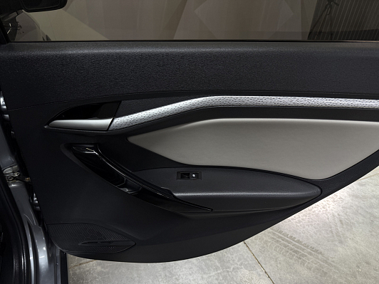 Lada (ВАЗ) Vesta Luxe, 2019 года, пробег 160402 км