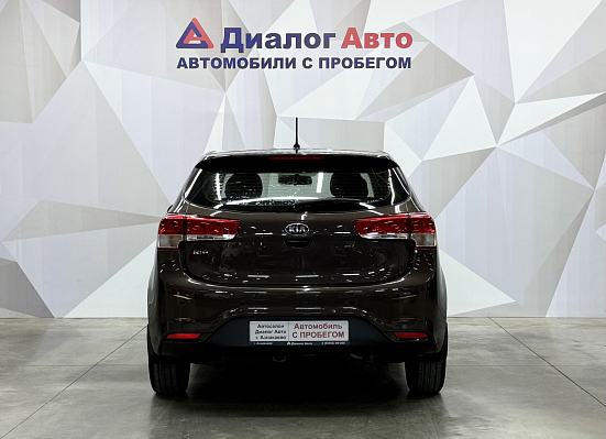 Kia Rio Luxe, 2015 года, пробег 84931 км