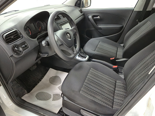 Volkswagen Polo Comfortline, 2019 года, пробег 91424 км