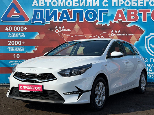 Kia Ceed Luxe, 2023 года, пробег 31000 км
