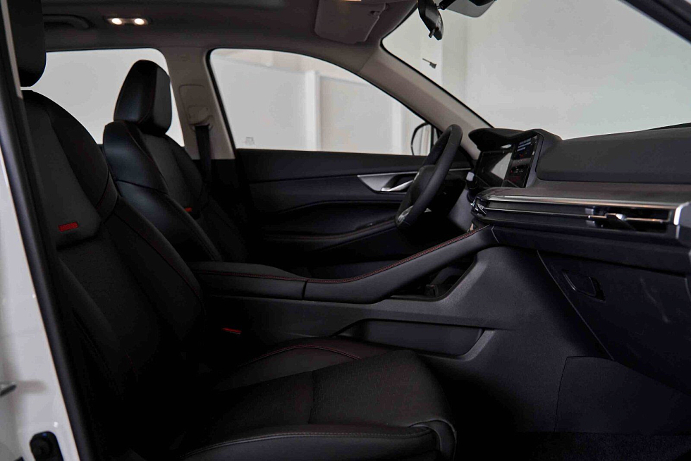 Changan UNI-S Техно, белый