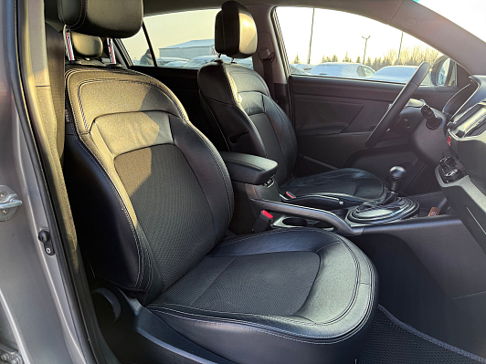 Kia Sportage Prestige, 2011 года, пробег 216570 км