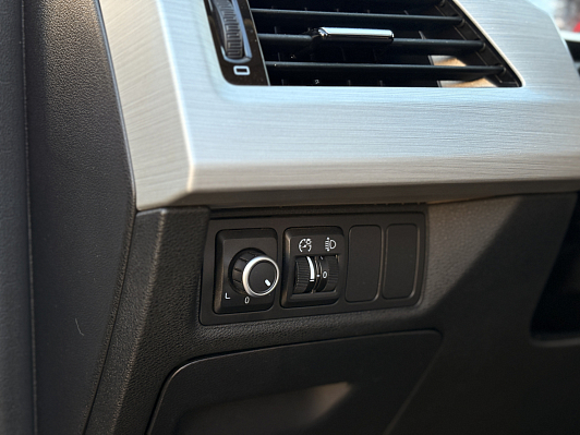 Geely Atlas Standard, 2019 года, пробег 119095 км