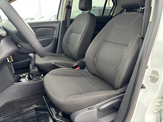 Renault Logan Luxe Privilege, 2014 года, пробег 124640 км