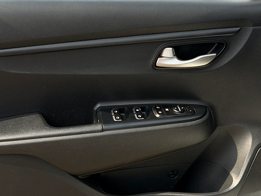 Kia Rio Лига Европы, 2019 года, пробег 137304 км