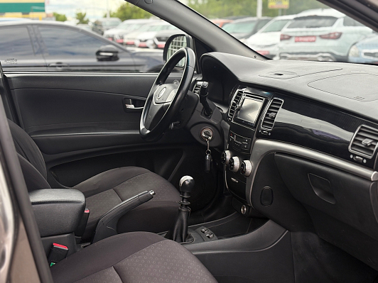 SsangYong Actyon Elegance, 2013 года, пробег 218495 км
