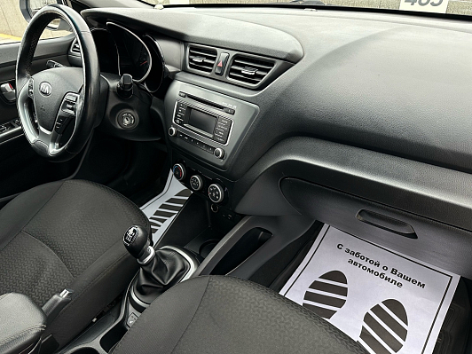 Kia Rio Luxe, 2016 года, пробег 150661 км