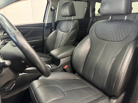 Hyundai Santa Fe High-Tech, 2019 года, пробег 75000 км