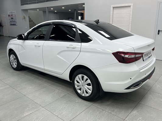 Lada (ВАЗ) Vesta, 2023 года, пробег 70933 км
