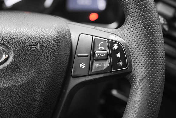 Lada (ВАЗ) XRAY Top Юбилейная (2016-2017), 2016 года, пробег 97000 км