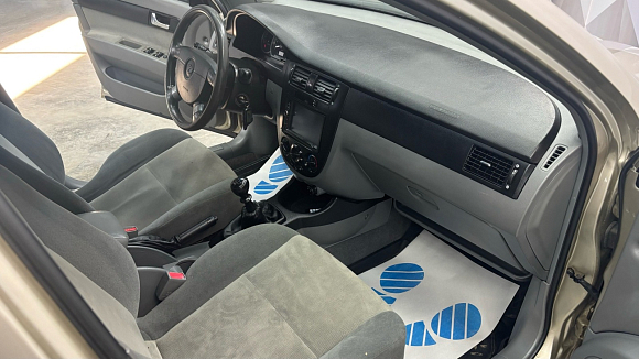 Daewoo Gentra Optimum, 2015 года, пробег 151000 км