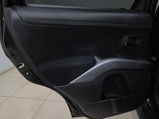 Mitsubishi Outlander Intense, 2010 года, пробег 346656 км