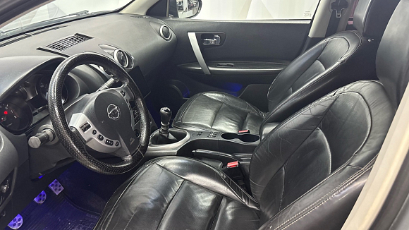 Nissan Qashqai LE, 2008 года, пробег 214000 км