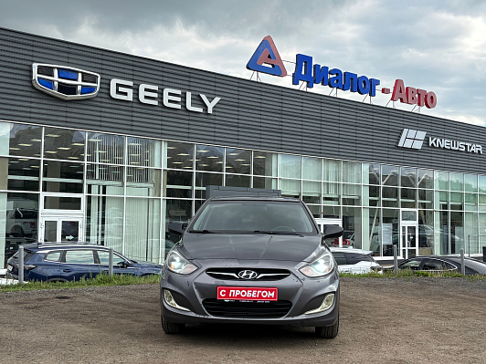 Hyundai Solaris Style, 2012 года, пробег 180403 км