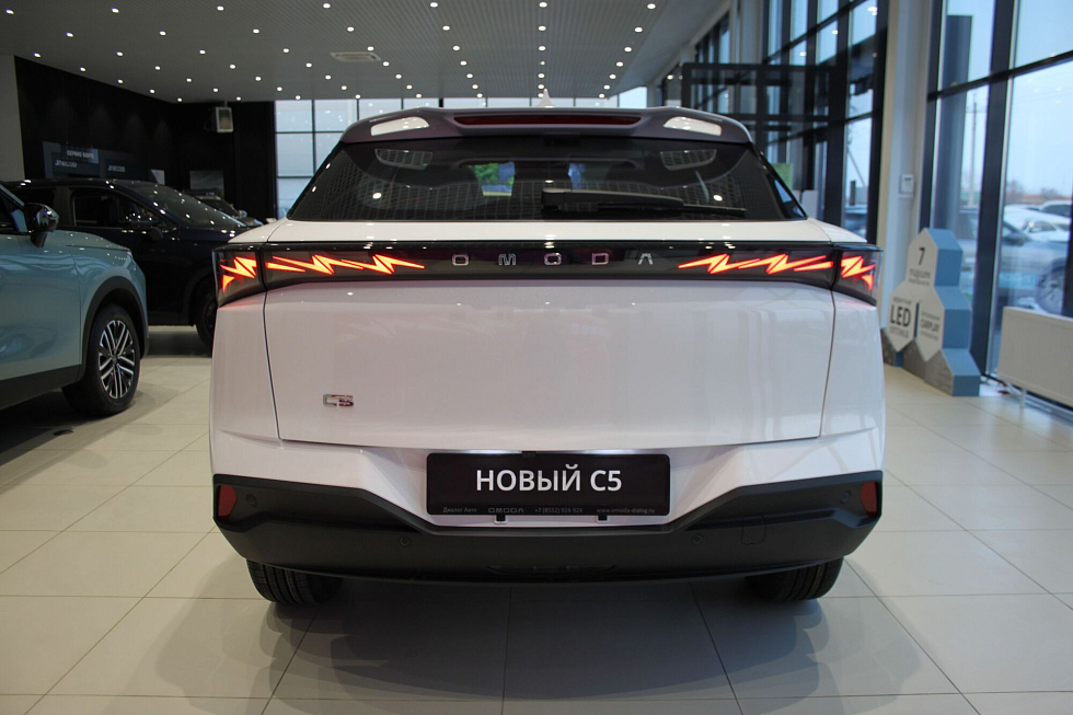 Omoda C5 , белый