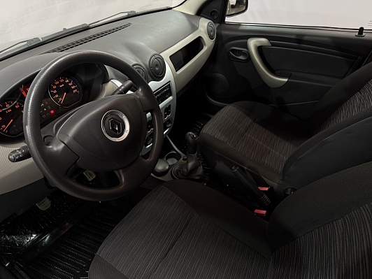 Renault Logan Expression, 2010 года, пробег 96166 км