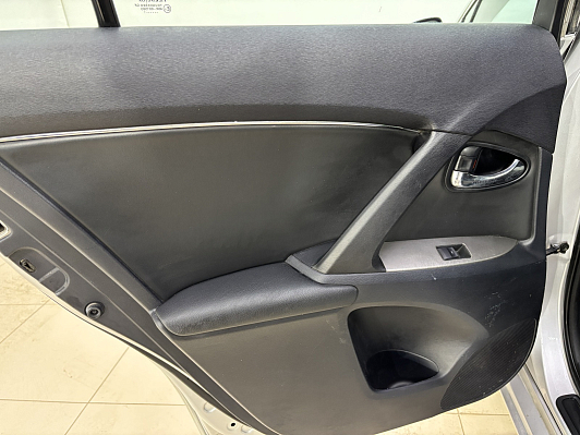 Toyota Avensis, 2011 года, пробег 338058 км