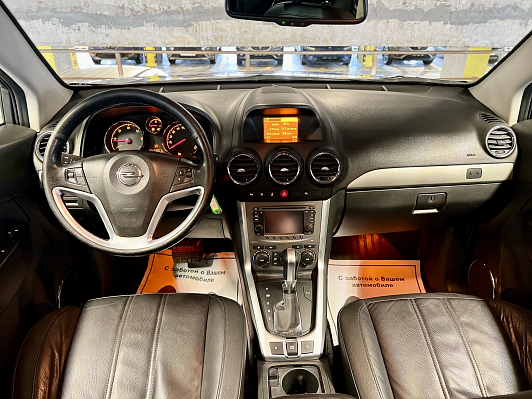 Opel Antara Cosmo, 2014 года, пробег 184000 км