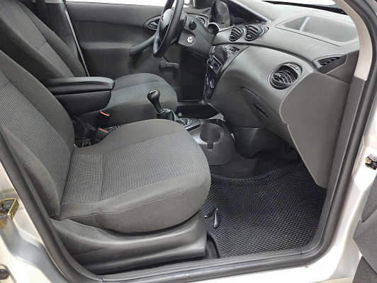 Ford Focus, 2004 года, пробег 288786 км