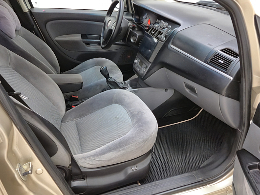Fiat Linea Emotion, 2011 года, пробег 220925 км